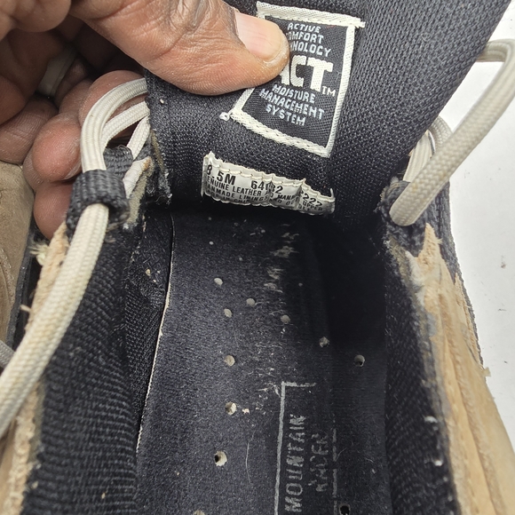 Timberland Black and‎ Tan Athletic Shoes main image 8